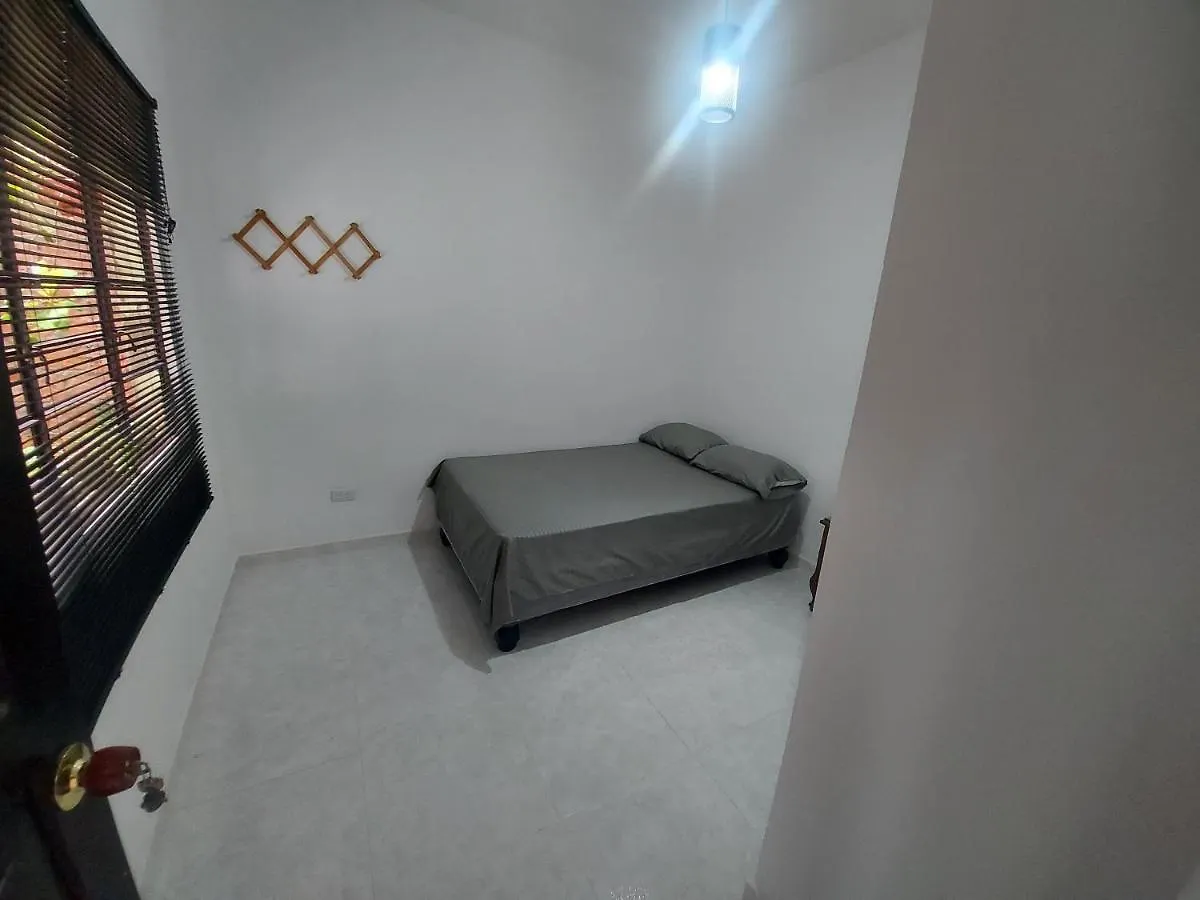 Dulcey Hostal Cali 0*,  Colombia